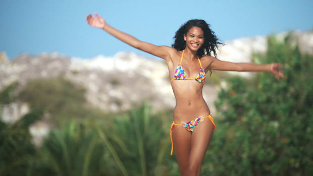 Chanel Iman Outtakes SI Swimsuit 2014 (image)